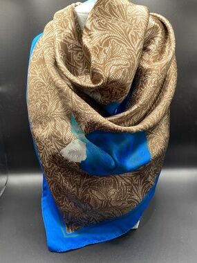 Vintage Royal Blue Rose Print Silky Polyester Square  Scarf